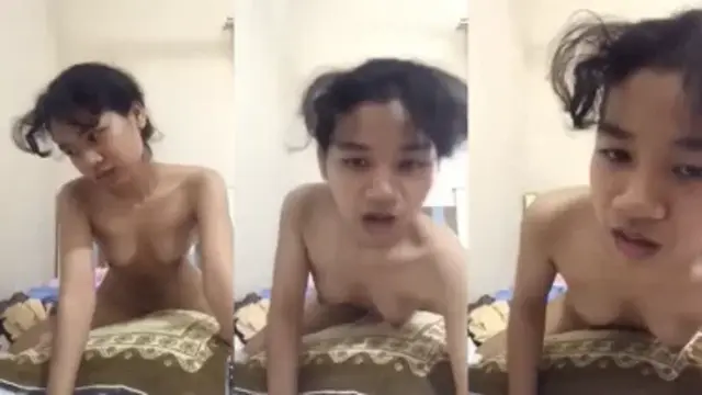 ABG Bugil Live Main Sama Bantal