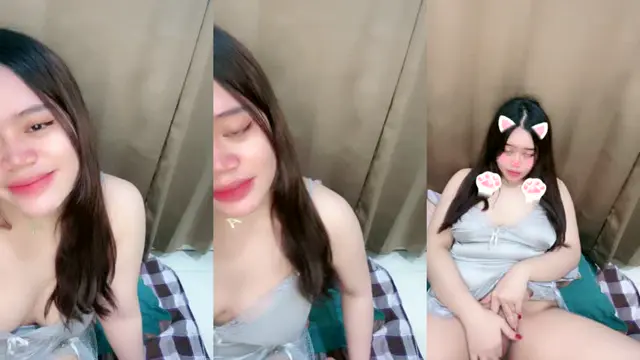 Ngangkang Bella Elus Memek Pink