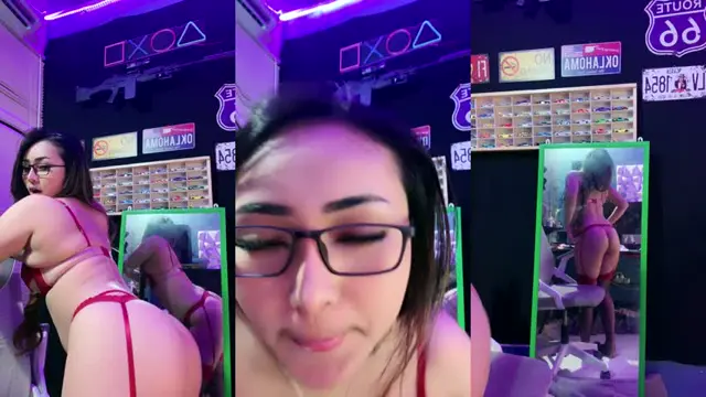 Puting Nenen Coklat Shaciko Yubi Bohay Ngangkang Mantap