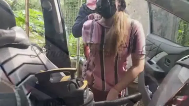 Ketika Mobil Mogok Sejoli Ini Malah Ngentot