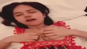 Punya Cewe Imut Banget Katanya Minta Masukin Dari Belakang