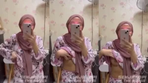 Hijab Pamer Toket Depan Kaca