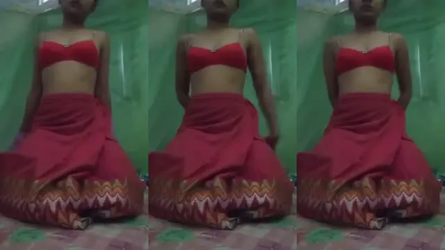 Gadis Desa Anggung Bugil Bulu Memek Tebal Untuk Pacar